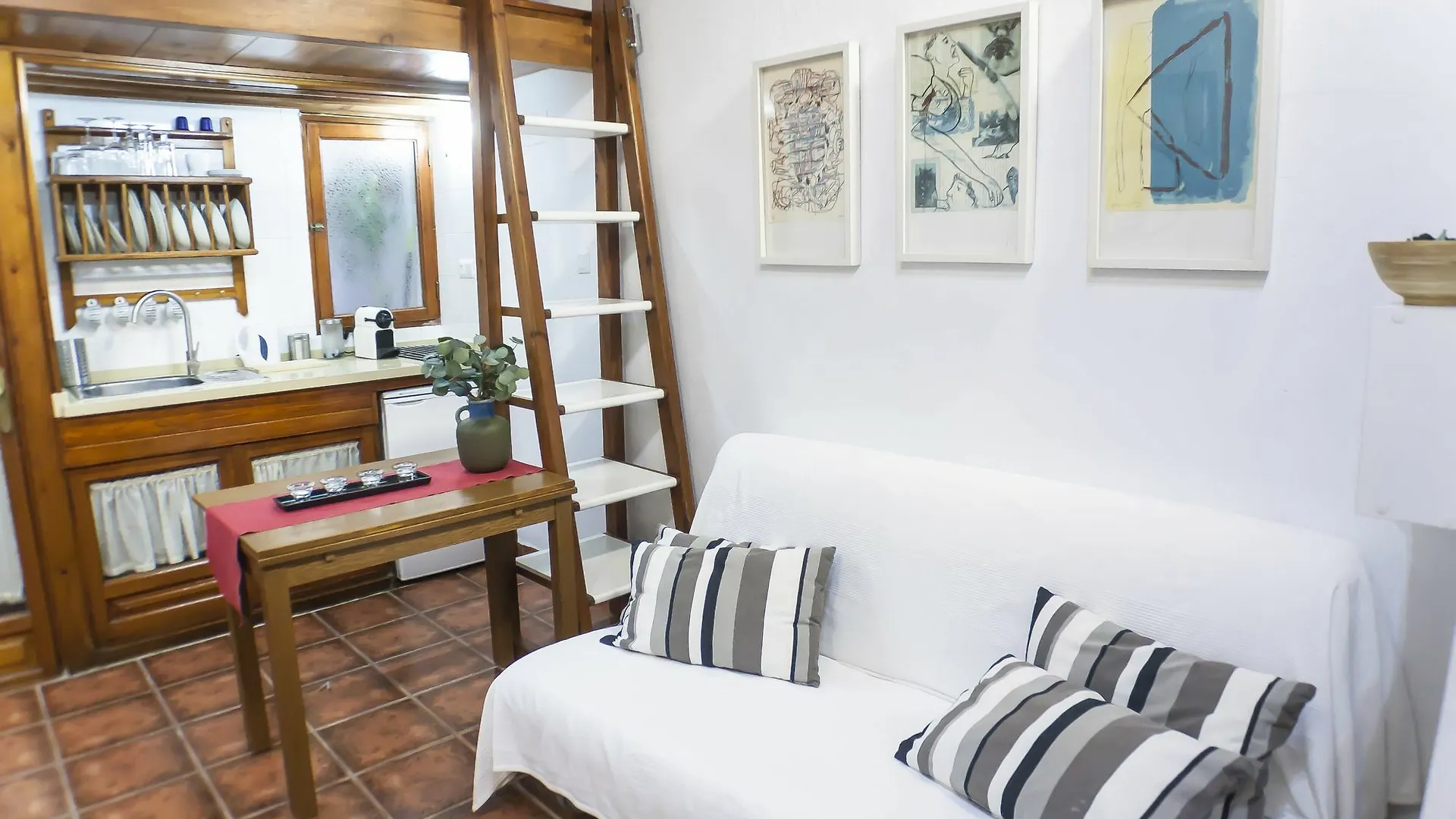 Apartament Apto En Corral De Vecinos Del S.Xvii Sewilla